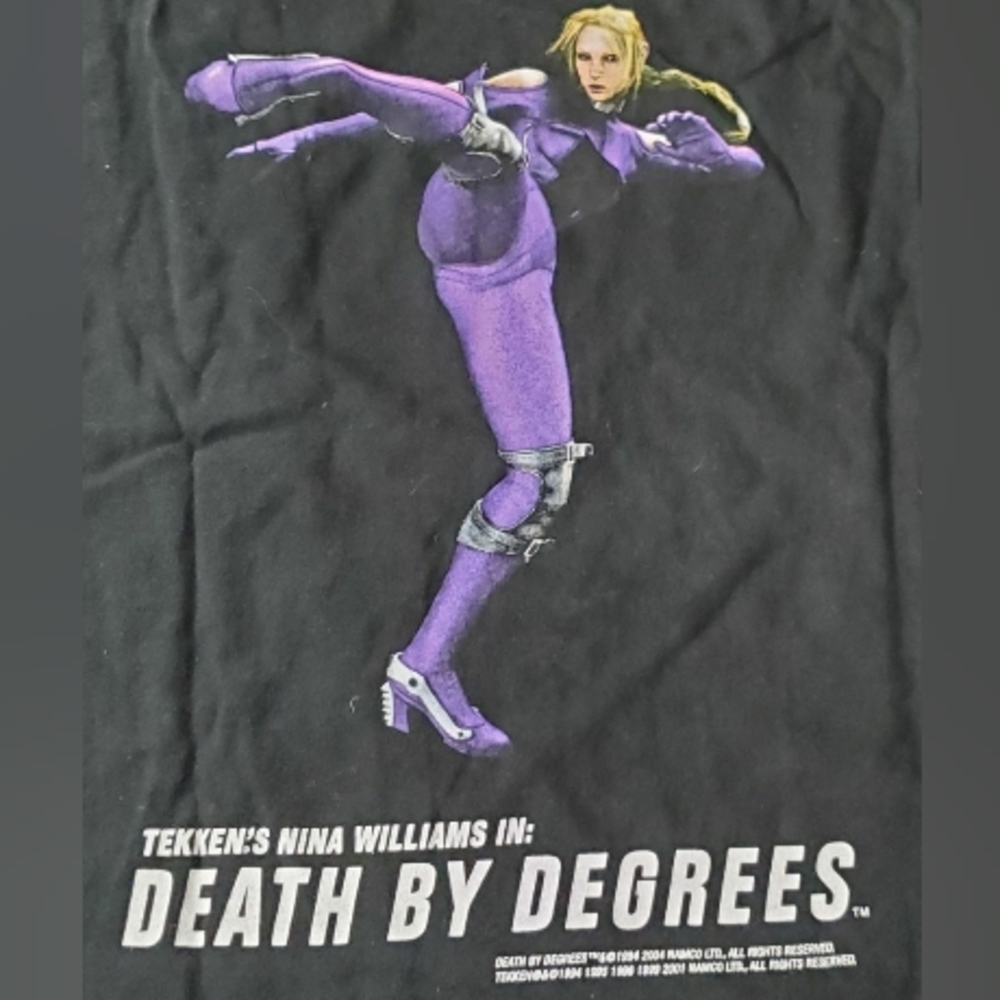 Tekken Nina Williams graphic tee